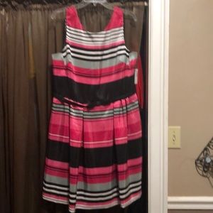 Dress Barn -   Sleeveless dress - Never worn